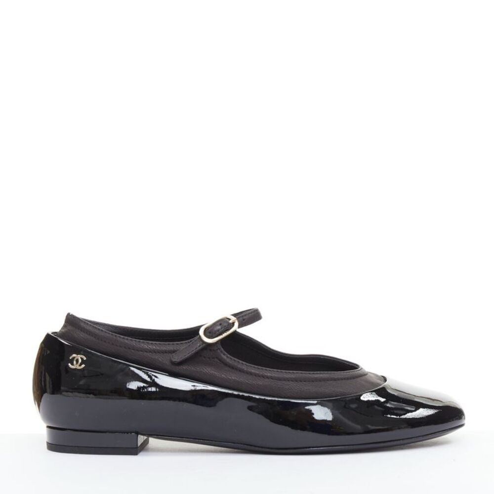 Chanel patent leather silver CC logo mary jane ballet flats